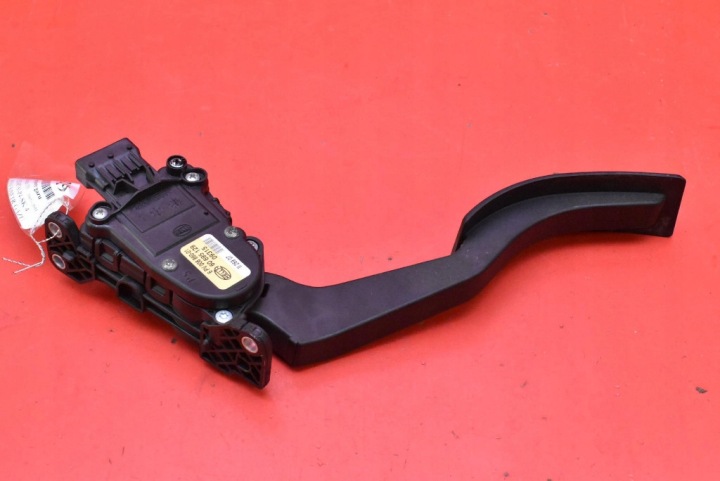 POTENTIOMÈTRE PÉDALE GAZ EUROPE 60695129 ALFA ROMEO 159 2.4 JTD 200 KM 05-11
