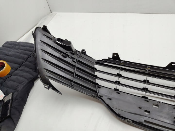 TOYOTA CAMRY VIII GRILLE PARE-CHOCS AVANT AVANT 5311333120 PHOTO