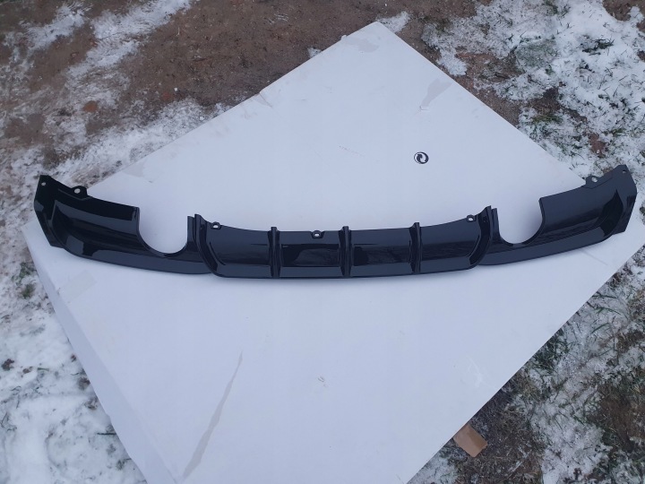 DIFFUSEUR DOUBLURE ARRIÈRE BMW F30 F31 NOIR BRILLANT