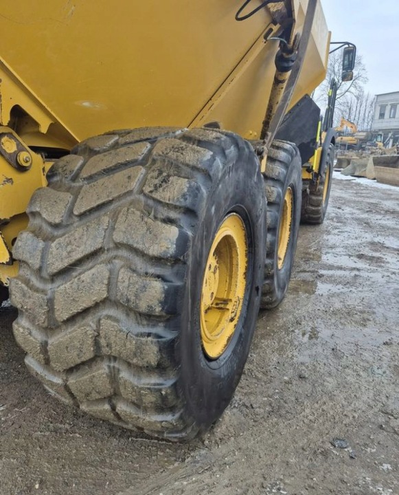 CATERPILLAR 444F2 WOZIDLO TECHNOLOGICZNE ARTICULÉ BELL B30 E