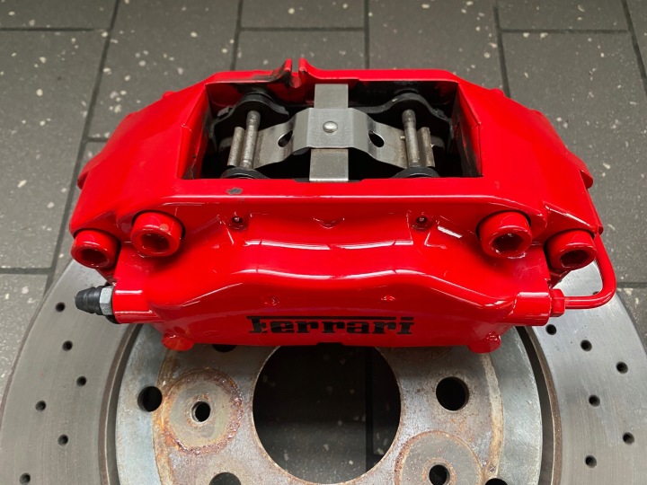 ÉTRIERS DISQUES FERRARI 599 GTB FIORANO ENSEMBLE