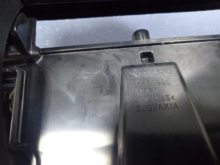 VOLVO V90 S90 II ACCOUDOIR TUNNELS CENTRAL EUROPE 31420995