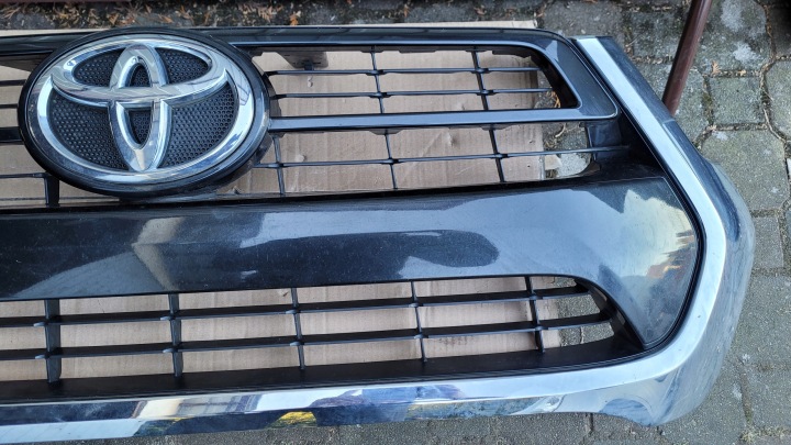 GRILLE CALANDRE TOYOTA HILUX VIII LIFT 2020- GRILLE PARE-CHOCS CALANDRE HILUX VIII