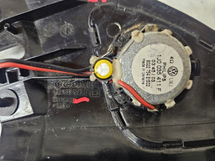 PROTECTION RÉTROVISEURS TRIANGLE VOLKSWAGEN OE 1J0837993B