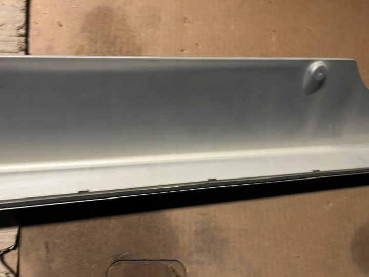 MOULURE SEUIL DROITE VOLVO XC60 R DESIGN 08-17
