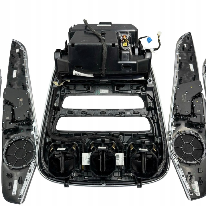 MERCEDES W205 MOULURE PORTES GAUCHE ARRIÈRE A2057308022