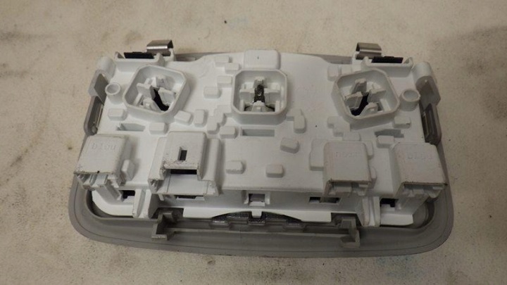 AMPOULE ÉCLAIRAGE INTÉRIEUR ARRIÈRE CITROEN C3 AIRCROSS 96781443BJ