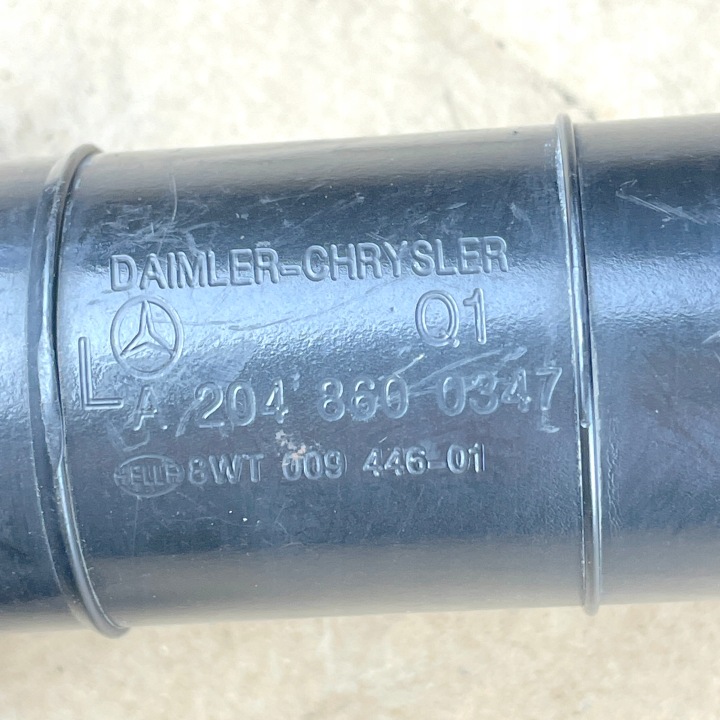 MERCEDES C W204 LAVE-GLACE PHARES BUSE PHARES A2048600347