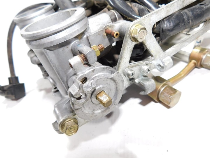 CARBURATEUR CARBURATEURS MOTEUR HONDA VFR 800 RC46 98-01