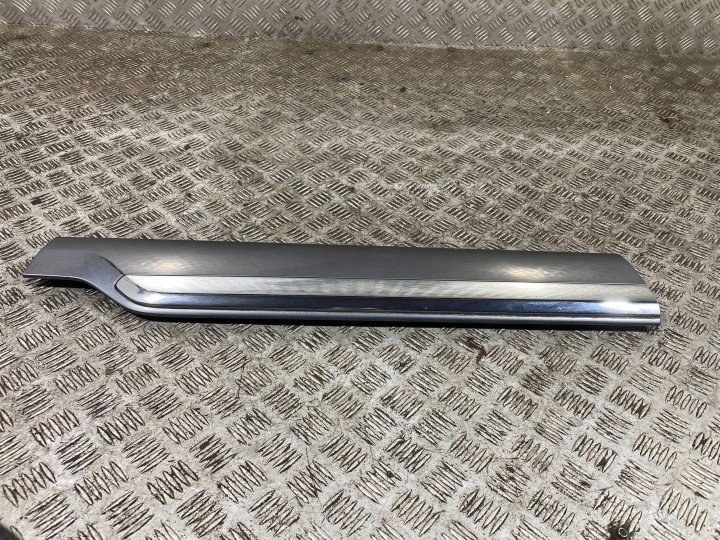 VOLVO XC90 MOULURE PORTES ARRIÈRE 31448431