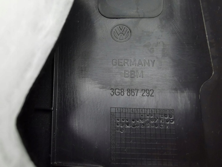 VOLKSWAGEN ARTEON 2019 DROITE CÔTÉ PROTECTION INFÉRIEURE MONTANTS B