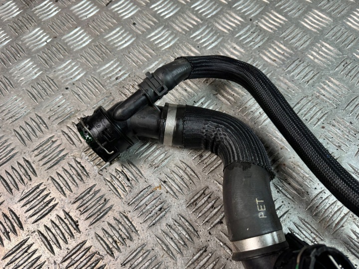 JAGUAR E-PACE 2020 FIL TUYAU RADIATEUR
