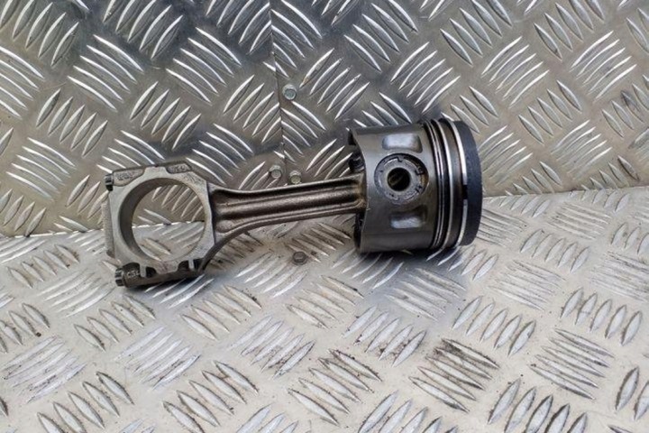 PISTON VW TRANSPORTER IV FLATBED (70XD) 028H 2.5L DIESEL 75KW 1999