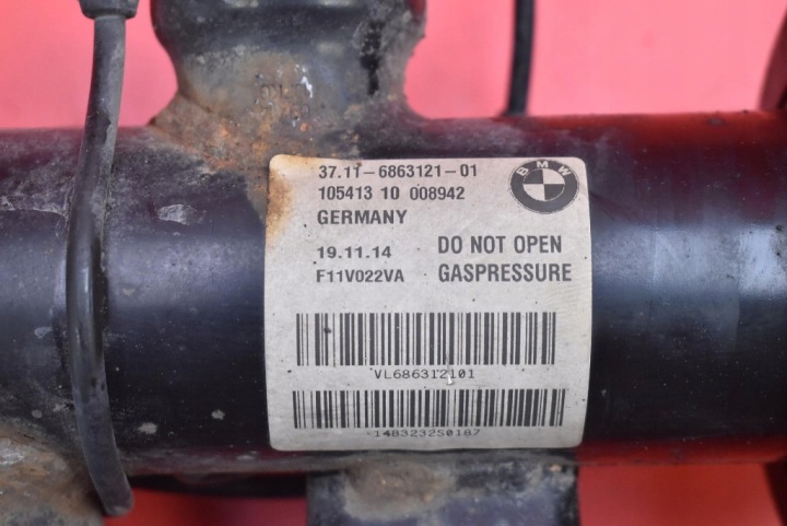 AMORTISSEUR GAUCHE AVANT 6863121 BMW F10 F11 3.0 D 258 KM LIFT 13-17