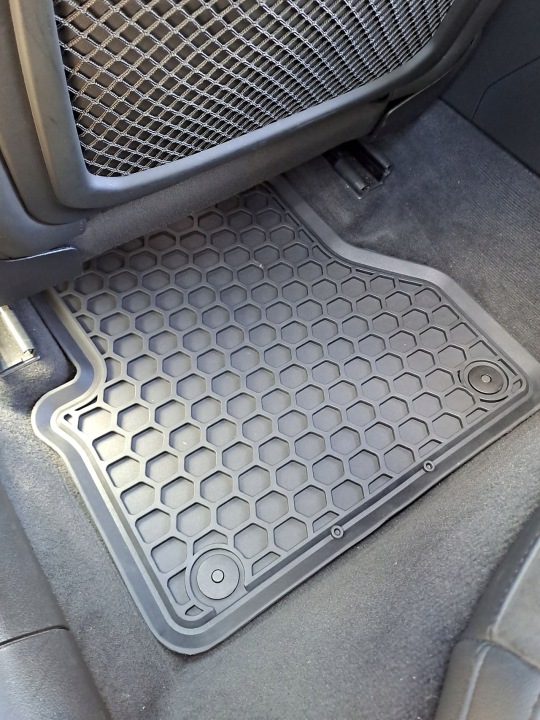 TAPIS DE SOL GUM AUDI A6C8 4A2 4A5 4AH 2018-2024 S-LINE