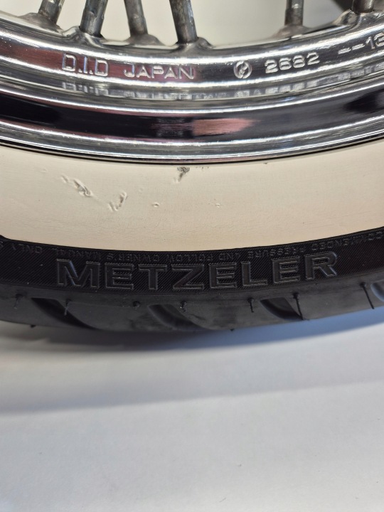 HONDA VT 750 C2 SHADOW (03) KOLO PNEU JANTE AVANT 130/80-17