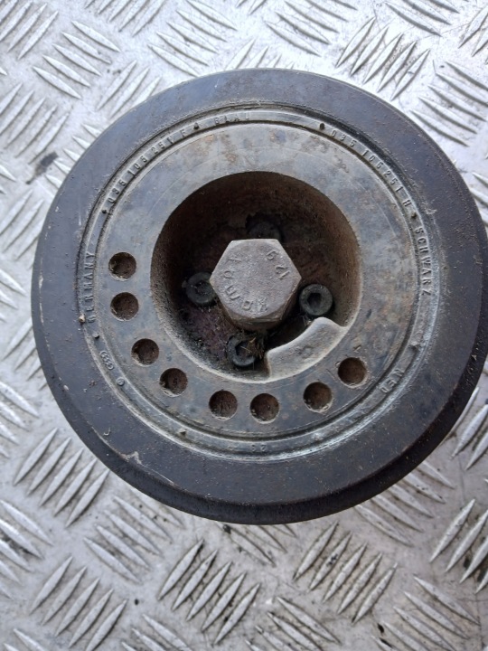 AUDI 80 2.0 KOLO POULIE ARBRE 035105251F