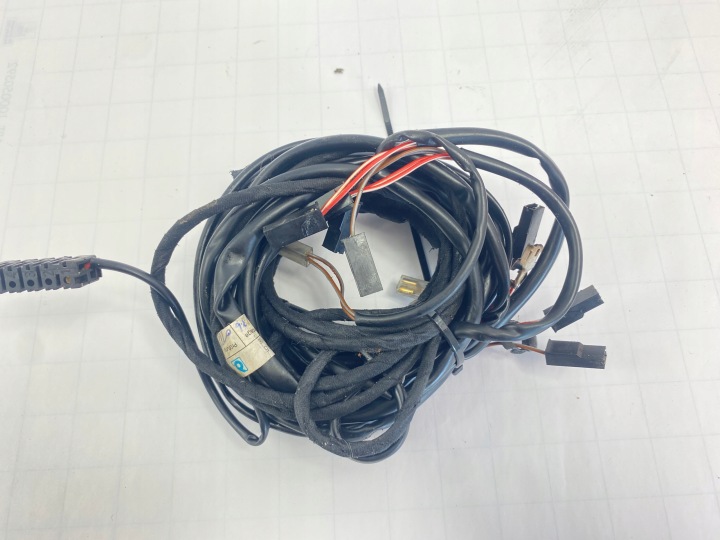 FAISCEAU DE CÂBLES INSTALLATION ÉLECTRIQUE LAMPEK DANS CARDAN PORTES MERCEDES W124 UNIVERSEL 1245404335