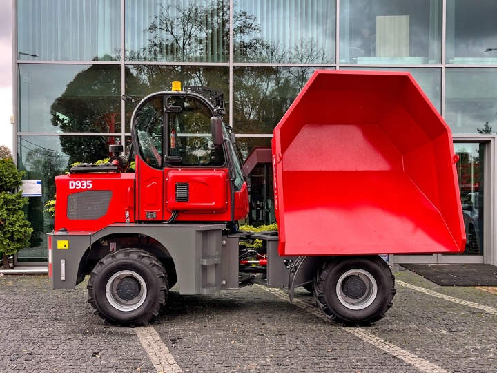 WOZIDLO BUDOWLANE DE ROTATION 3,5 TONNES GUNSTIG D935 4X4 COMME BENFORD THWAITES
