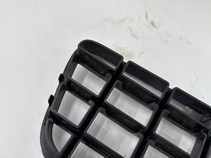 VOLVO S60 2004 CALANDRE GRILLE CALANDRE SUPÉRIEURE RADIATEUR