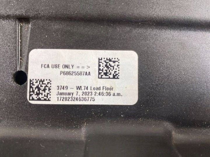 2023 JEEP GRAND CHEROKEE WL INSERT ROUES DE RÉSERVE P68625587AA