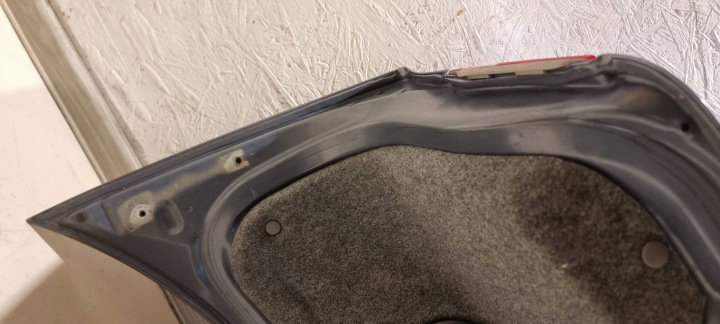 COUVERCLES DE COFFRE ARRIÈRE PHARES BMW 3 E46 LCI LIFT BERLINE COULEUR