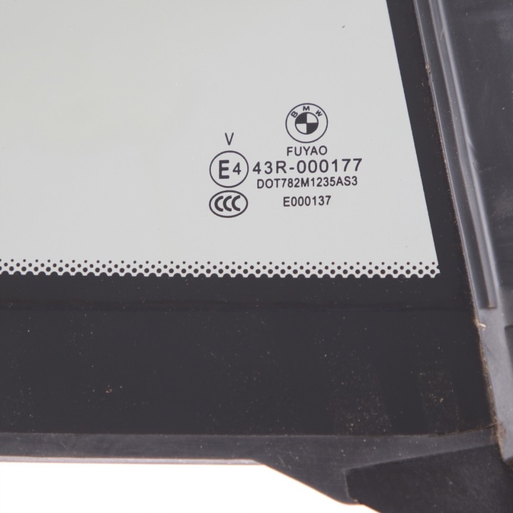 BMW X1 F48 GLACE LATÉRALE DEVINT TEINTÉ PORTES ARRIÈRE PRAWO AS3 7405606