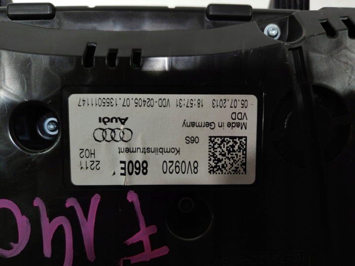 AUDI A3 8V SPORTBACK COMPTEUR COMPTEUR DE VITESSE 8V0920860E