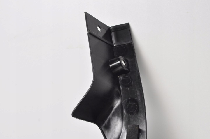 FERRARI PORTOFINO 3.9 F164 PROTECTION COUVERCLE MOTEUR DROITE 818111