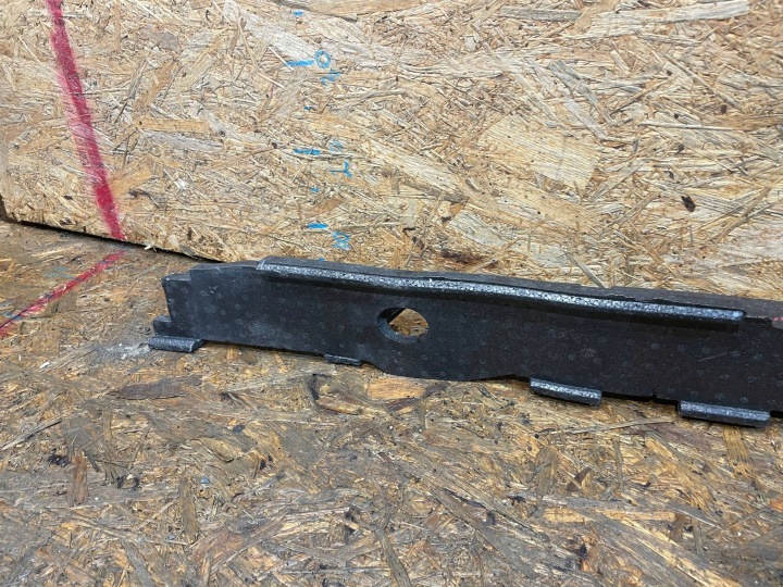 BMW 3 F30 F31 LIFT 15-18 AMORTISSEUR MOUSSE POLYSTYRÈNE PARE-CHOCS AVANT AVANT