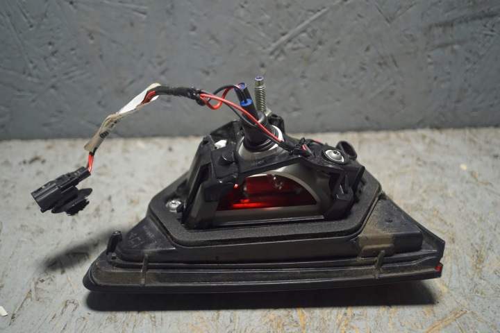 PHARE DROIT ARRIÈRE RENAULT CLIO IV LIFT COUVERCLES DE COFFRE UK (S1150)