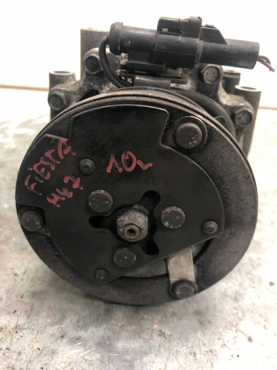 COMPRESSEUR COMPRESSEUR DE CLIMATISATION FORD FIESTA MK7 8V51-19D629-EF