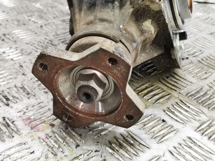 BOÎTE DISTRIBUTION NISSAN QASHQAI 067022