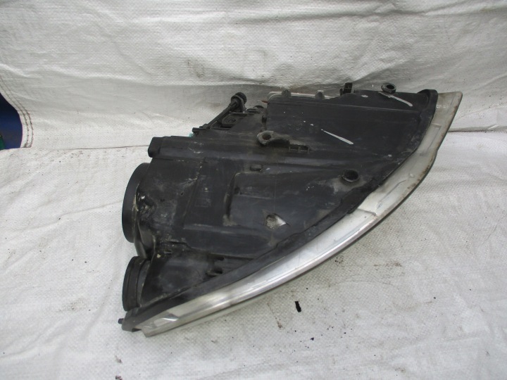 VW TOUAREG 7L LIFT PHARE AVANT DROITE XÉNON ROTATIF 7L6941031C