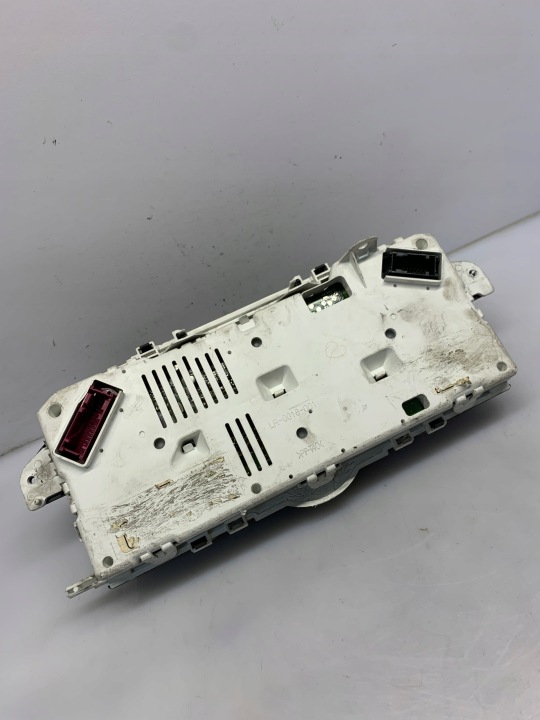 COMPTEUR COMPTEUR LAND ROVER FREELANDER I LIFT 1.8 LR-0018-001 LR-0018-003