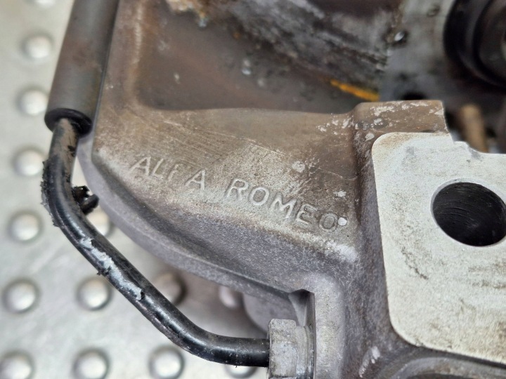 ÉTRIER DE FREIN DE FREIN GAUCHE AVANT ALFA ROMEO STELVIO 2.2 D BREMBO 20C29808