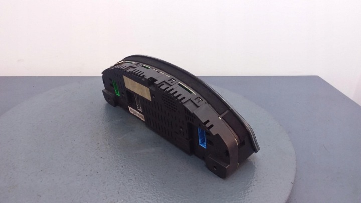 AUDI A6 C5 2.4B COMPTEUR TABLEAU DE BORD EUROPE GRAND FIS 4B0920932R