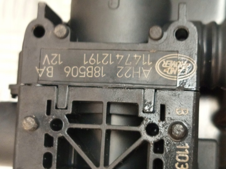 LAND ROVER DISCOVERY IV WEBASTO CHAUFFAGE DE STATIONNEMENT 1147412191 9022086A