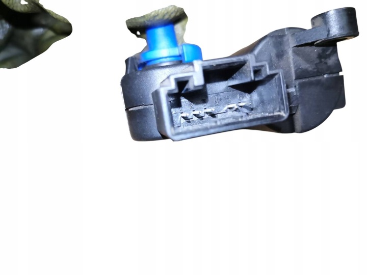 GUIDE PETIT MOTEUR CAPOTS CONDUIT D'AIR RÉCHAUFFEURS AUDI A4 B6 0132801305 100% OK