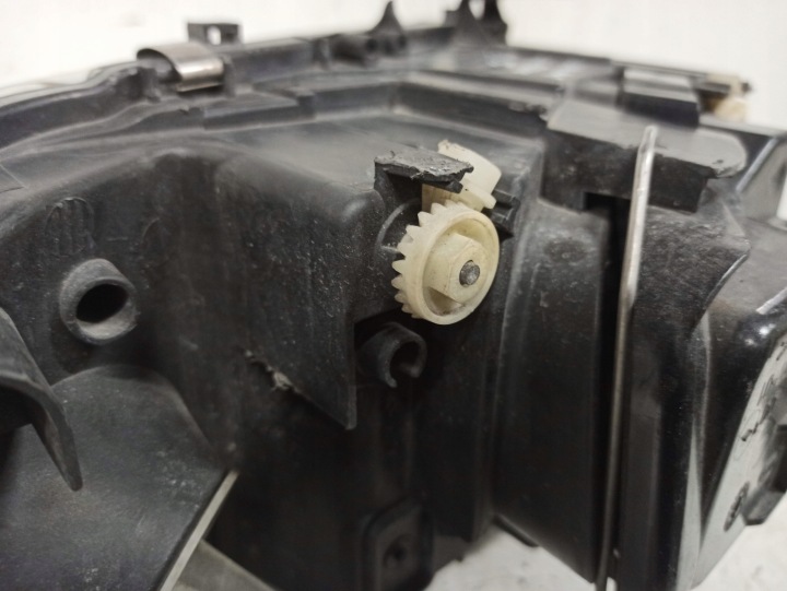 AUDI A4 B6 CABRIO PHARE DROITE AVANT 8H0941004P