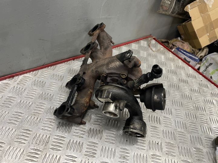TURBOCOMPRESSEUR 038253056E VW PASSAT B6 1,9 TDI 05-10