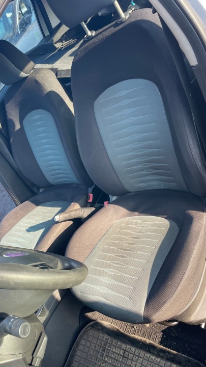 FIAT GRANDE PUNTO COULEUR 589A 1,4 8V SUR PIÈCES