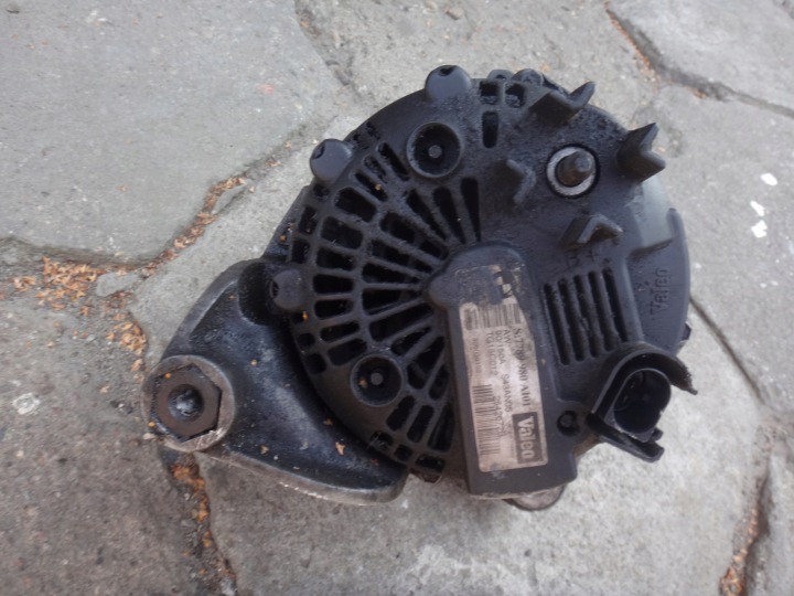 ALTERNATEUR BMW E46 318 320 330 D M47 M57