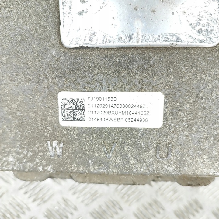 INWENTER PORSCHE TAYCAN 9J1901153D 33514132 420KW 2021