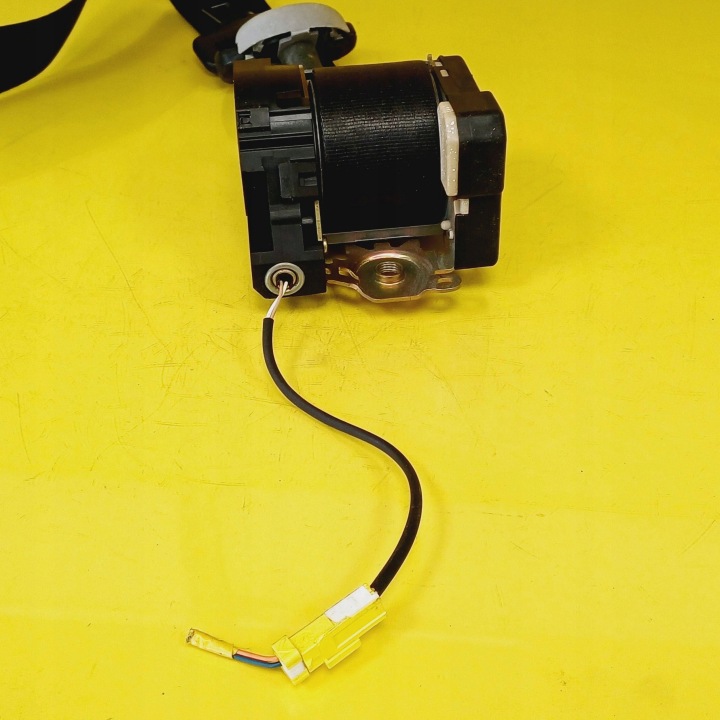 CEINTURE DE SÉCURITÉ DROIT AVANT FIAT PANDA II 5D 33014052 NR595