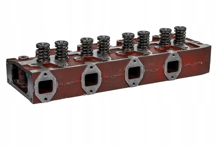 URSUS C-385 4-CYLINDROWE CULASSE MOTEUR AVEC SOUPAPES 83005509