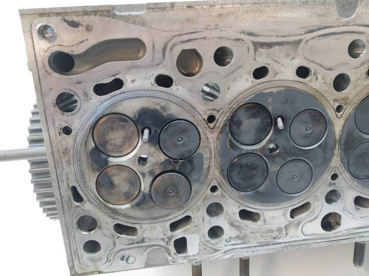 CULASSE COMPLÈTE 04L103292F 2.0 TDI SKODA SUPERB III (2015-2024)