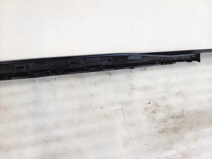 VW GOLF 8 VIII R-LINE MOULURE SEUIL SEUIL DROIT 5H0853288A