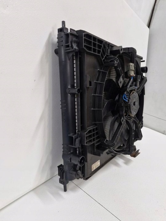 NISSAN JUKE 1 I F15 1.5 DCI RADIATEUR EAU LIQUIDE VENTILATEUR 214811KK0A