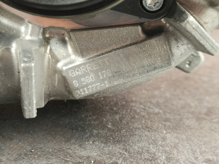 ТУРБОКОМПРЕСОР ТУРБІНА B47 25DX BI TURBO BMW X1 F48 2 PIÈCES F39 8580175 8580178